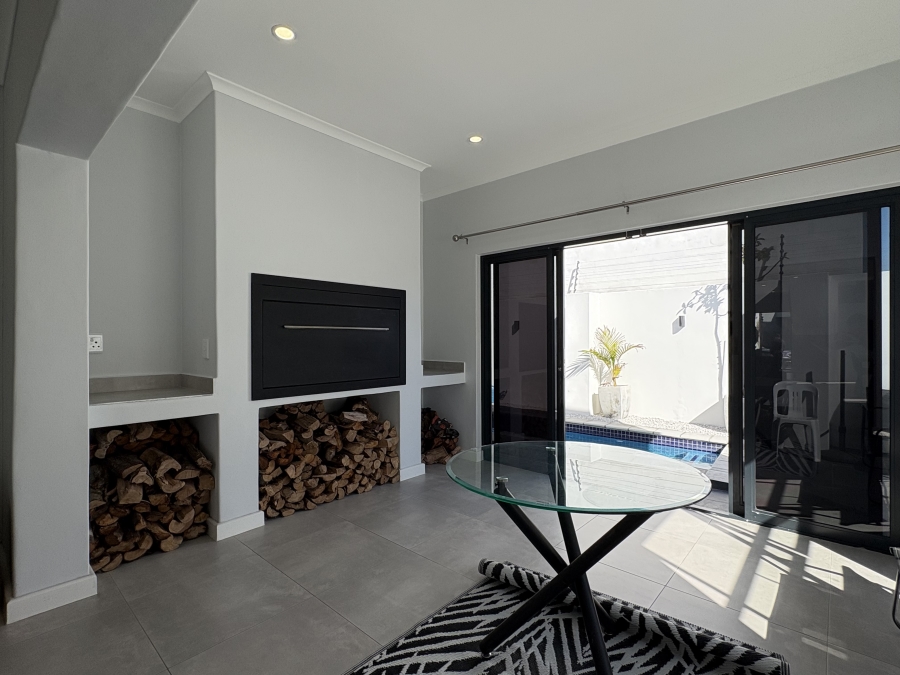 4 Bedroom Property for Sale in Sandown Western Cape